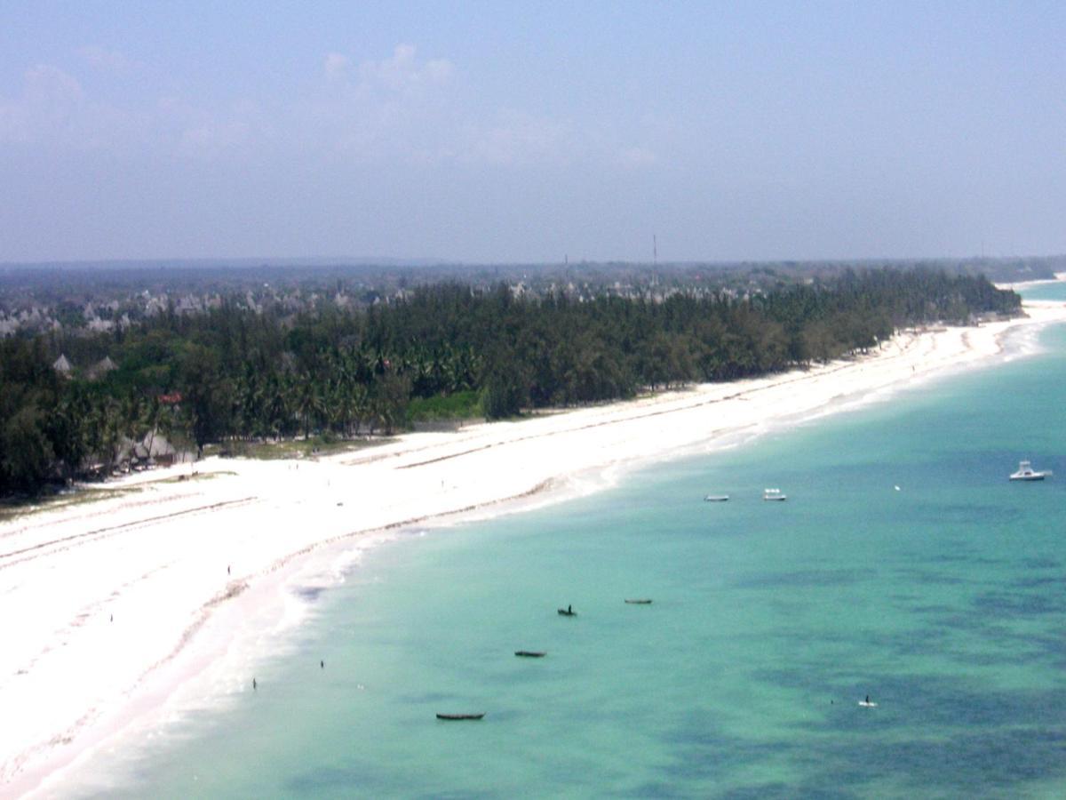 Pinewood Beach Resort And Spa Diani Beach Exterior photo