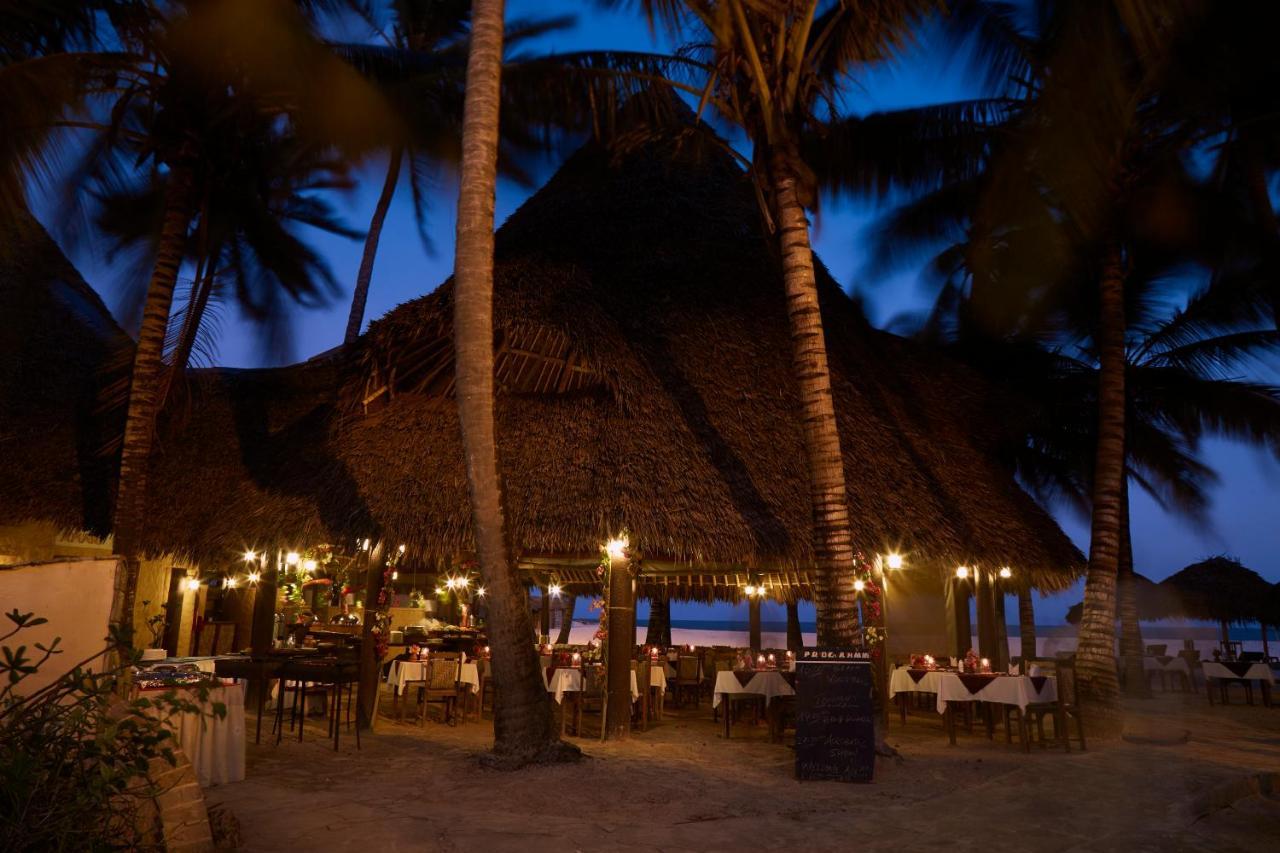 Pinewood Beach Resort And Spa Diani Beach Exterior photo